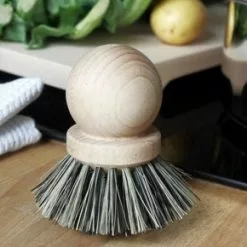 Tradition - Dish Brush Saucepan Beechwood